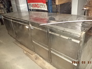 Холодильный стол, б у в рабочем состоянии.