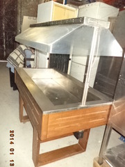 Шведский стол б у в рабочем состоянии.