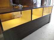 Стол витрина б у в хорошем состоянии