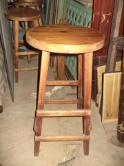 Табурет барный(стулья) б у в хорошем состоянии