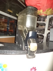 Дозатор для сыпучих бу, при покупке морозильный ларь в подарок.