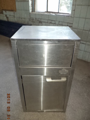 Мусорный бак контейнер уличный бу, при покупке мороз ларь в подарок